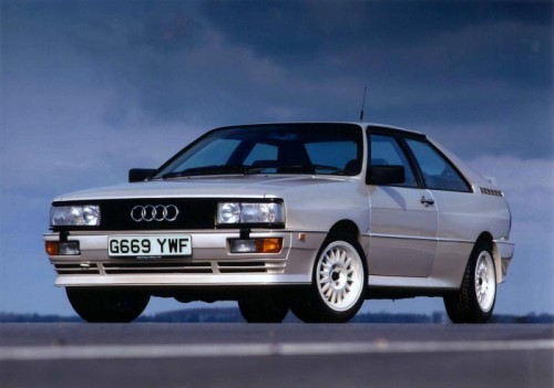 Audi : Retour vers le futur ou quand la Quattro de 1990 rencontre le TT RS de 2010 en vidéo !