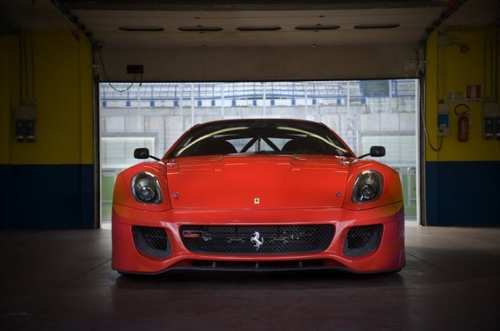 Ferrari : Pour bien commencer avec la F599XX… ( vidéo )