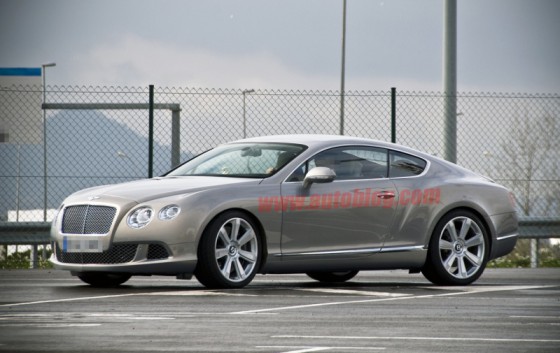 01 2011 bentley cont gt spy 560x353 New Bentley Continental GT : Là aussi on tease !