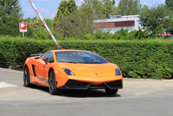Lamborghini : Le constructeur italien prépare t-il un SUV ultrasportif ?