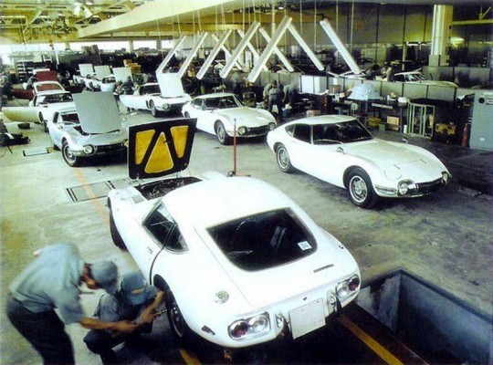 usine Toyota chaine des 2000 GT 540x400 Mes images du week end