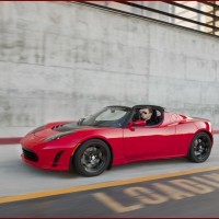 0H8E7202 200x200 Tesla Motors : 1500 roadsters livrés