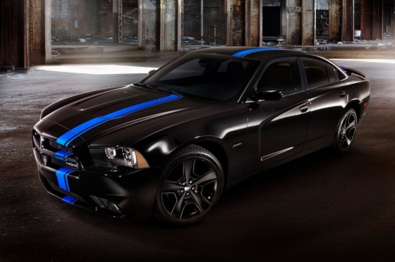 Dodge Mopar 11 Charger : Force noire et bleue    (vidéo)
