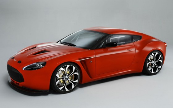 2011 Aston Martin V12 Zagato Concept.2 560x350 Aston Martin : Obligations et AM V12 Zagato