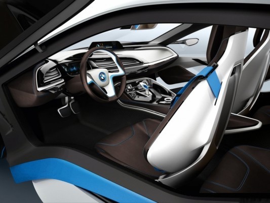 BMW i8 Concept 2011 11f 533x400 BMW i8 Concept      (vidéos) 