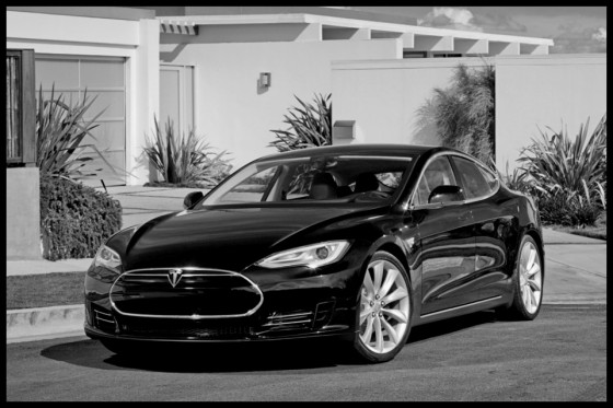 Tesla Model S.1 560x373 Tesla Model S : Réservable et en vidéo 