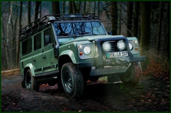 Land Rover Defender Blaser Edition : Authentique
