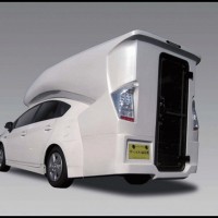 Prius Camper.4 200x200 Toyota Prius Camper : Le premier camping car 4 places hybride au profil... particulier !