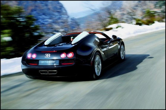 Bugatti Veyron Grand Sport Vitesse 2012.2 560x372 Bugatti : La Veyron Grand Sport Vitesse dévoilée au salon de Genève