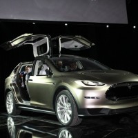 Tesla Model X.9 200x200 Tesla Model X : Ils ont gonflé la berline Model S... (vidéos, galerie)