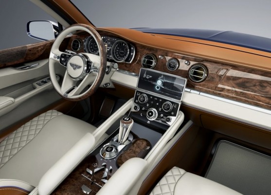 Bentley EXP 9 F Concept 2012.6 557x400 Bentley EXP9 F Concept : Camarade de jeu des Lagonda et Deauville  (vidéos)