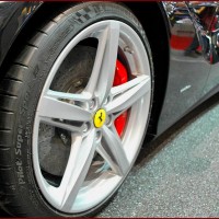 F12.3 200x200 Ferrari F12 Berlinetta : Racée  (vidéo)