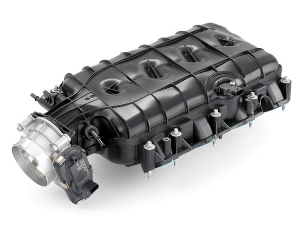 2014 6.2L LT1 C Intake Assembly 600x450 Le coeur de la future Corvette C7 en détails et en photos