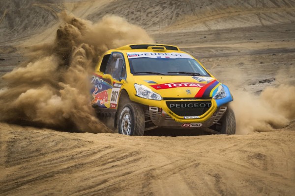 Peugeot au Dakar 2015 ça se confirme