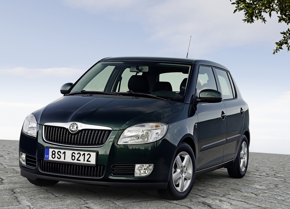 Skoda fabia фото