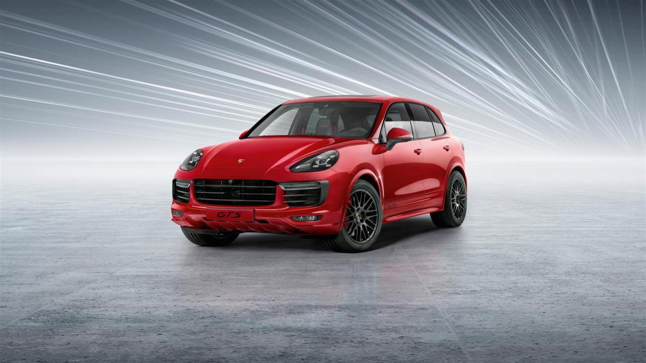 Porsche cayenne gts 2015