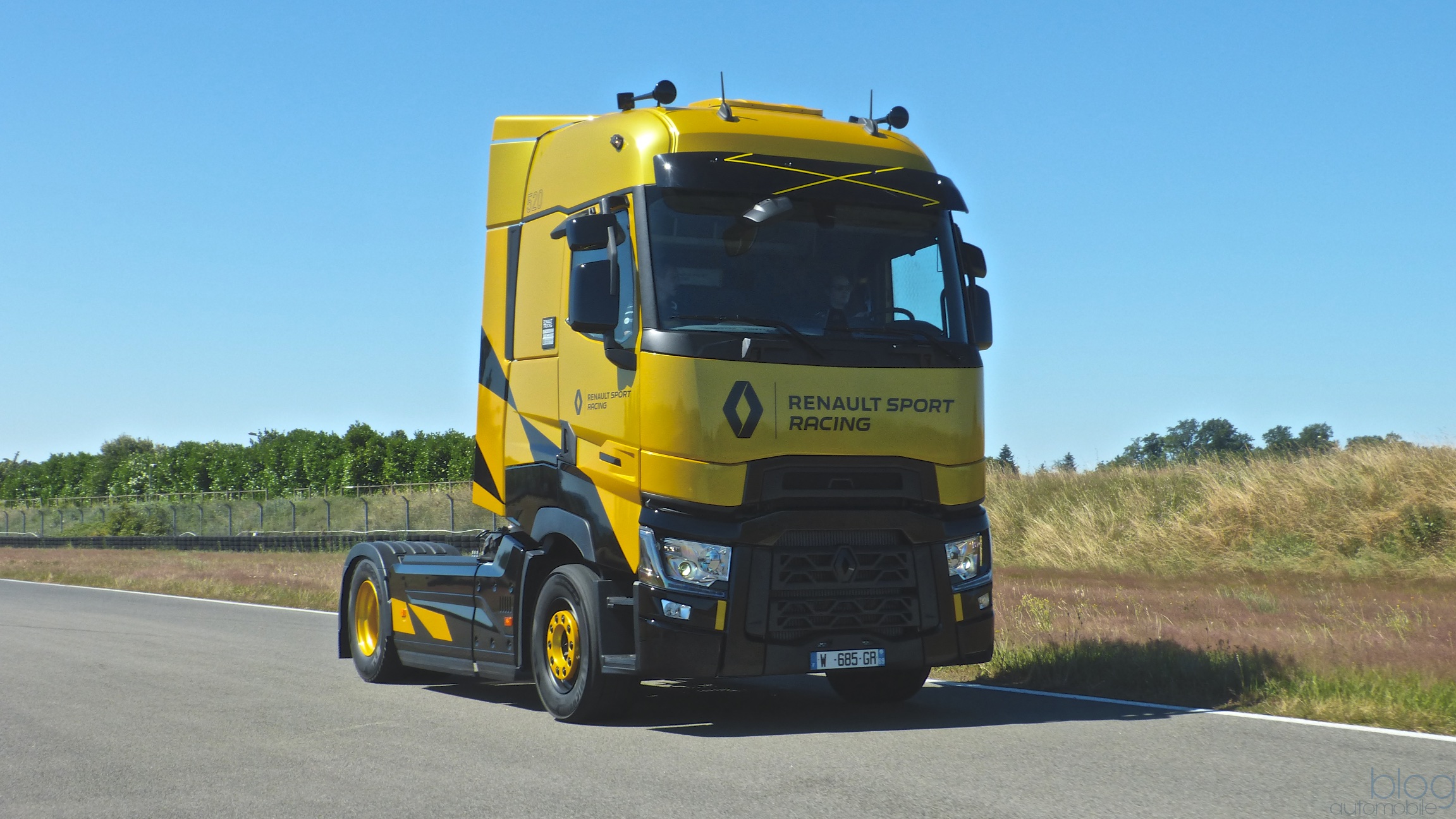 Renault trucks premium